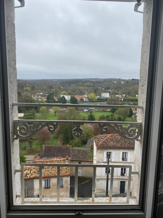 Chambres d'Hôtes Laferrière Angoulême Quarto foto